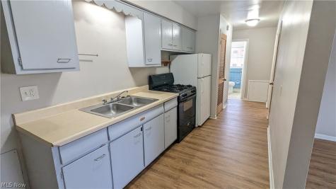 4230 Ridge Road Brooklyn OH 44144