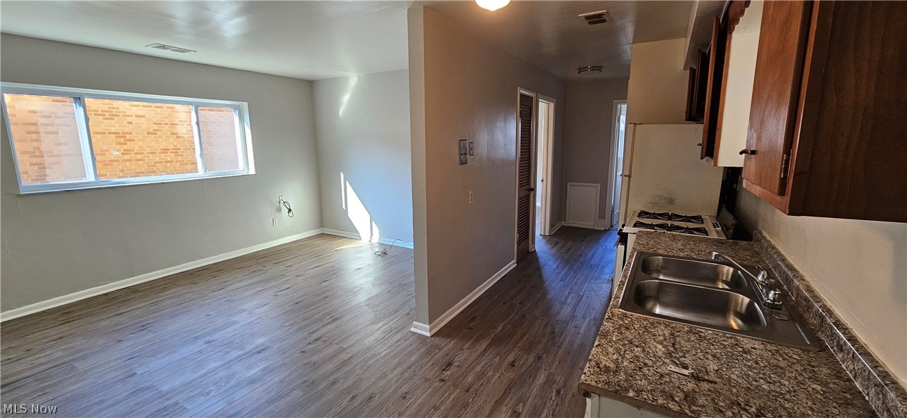 4230 Ridge Road Brooklyn OH 44144