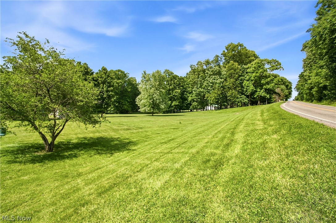 5320 Dillon Hills Drive Nashport OH 43830