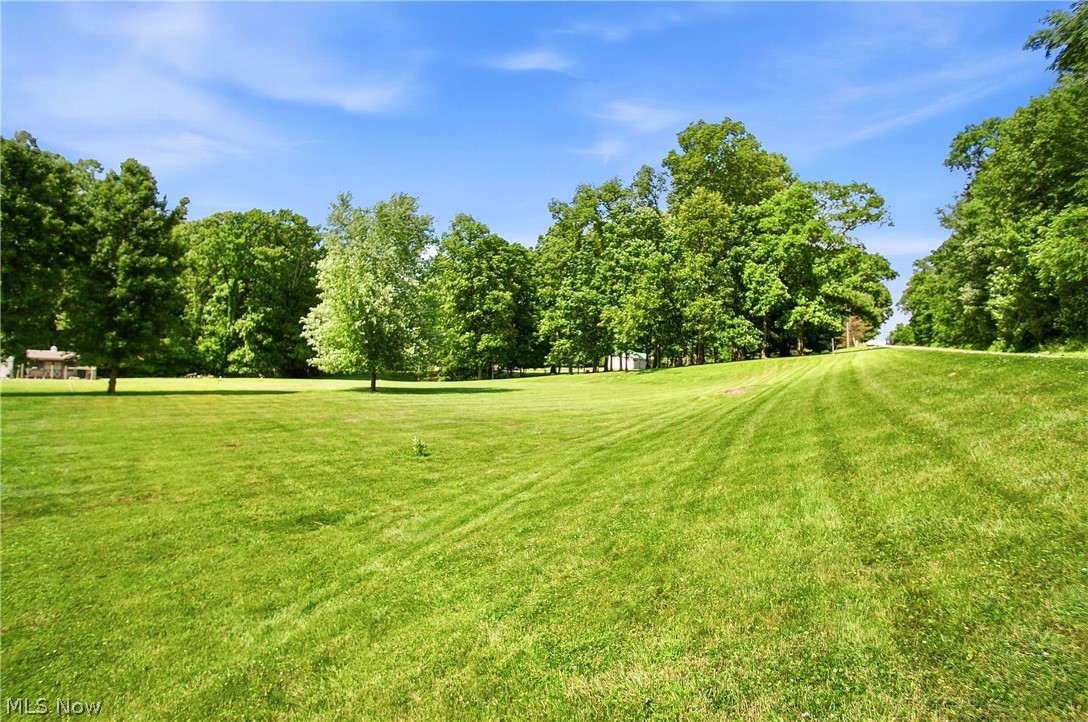 5320 Dillon Hills Drive Nashport OH 43830