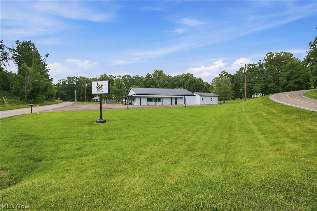 5320 Dillon Hills Drive Nashport OH 43830