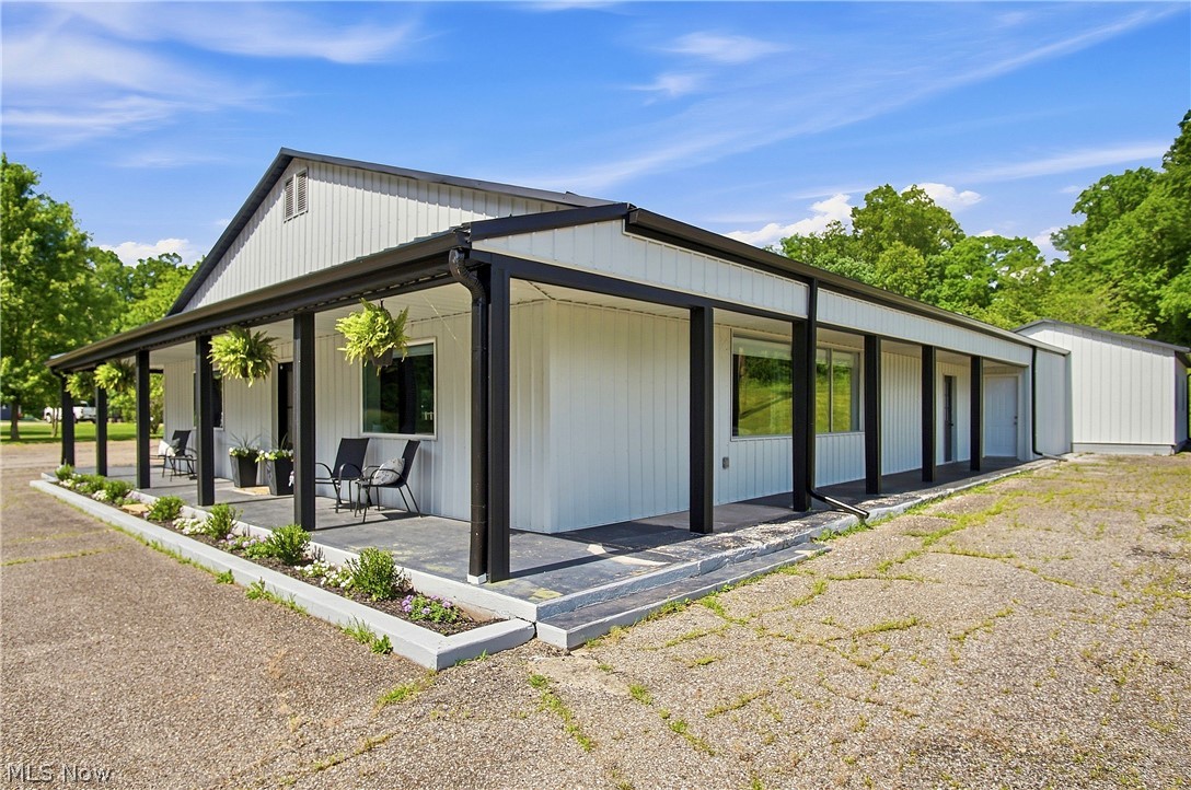 5320 Dillon Hills Drive Nashport OH 43830