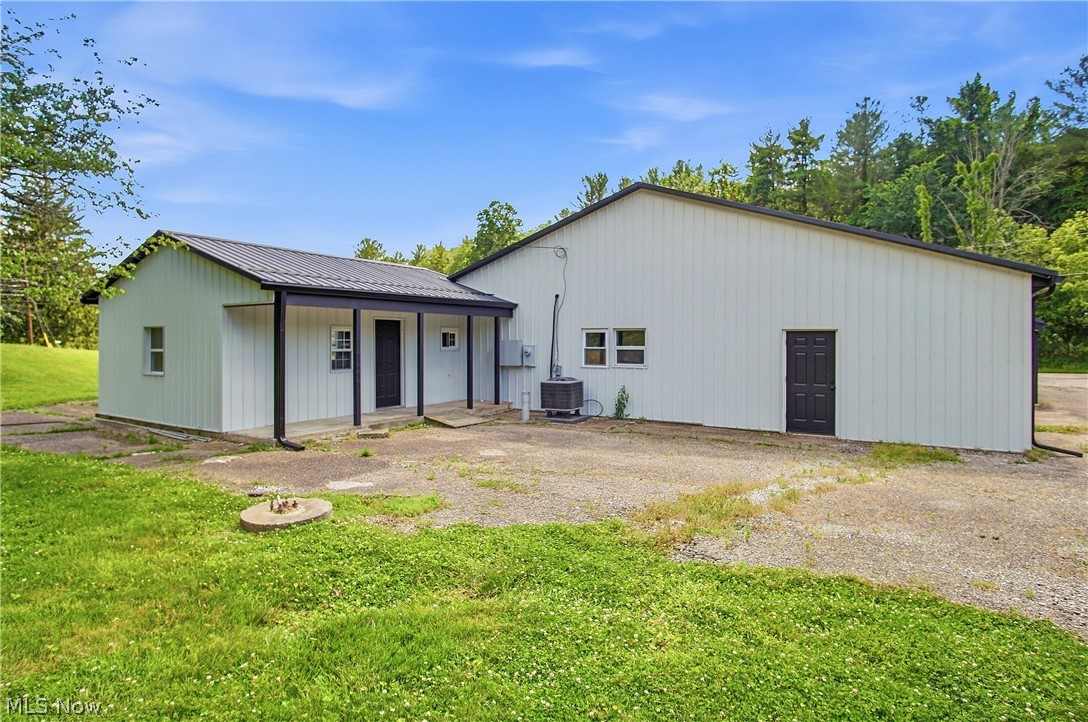 5320 Dillon Hills Drive Nashport OH 43830