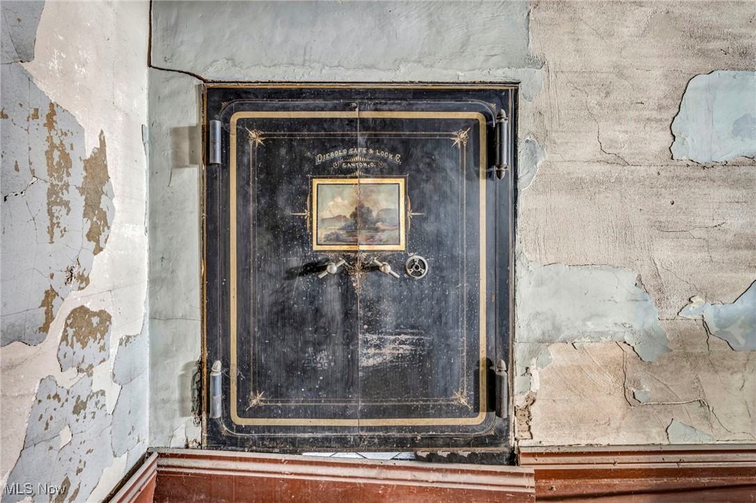 120-130 Erie Street S Massillon OH 44646