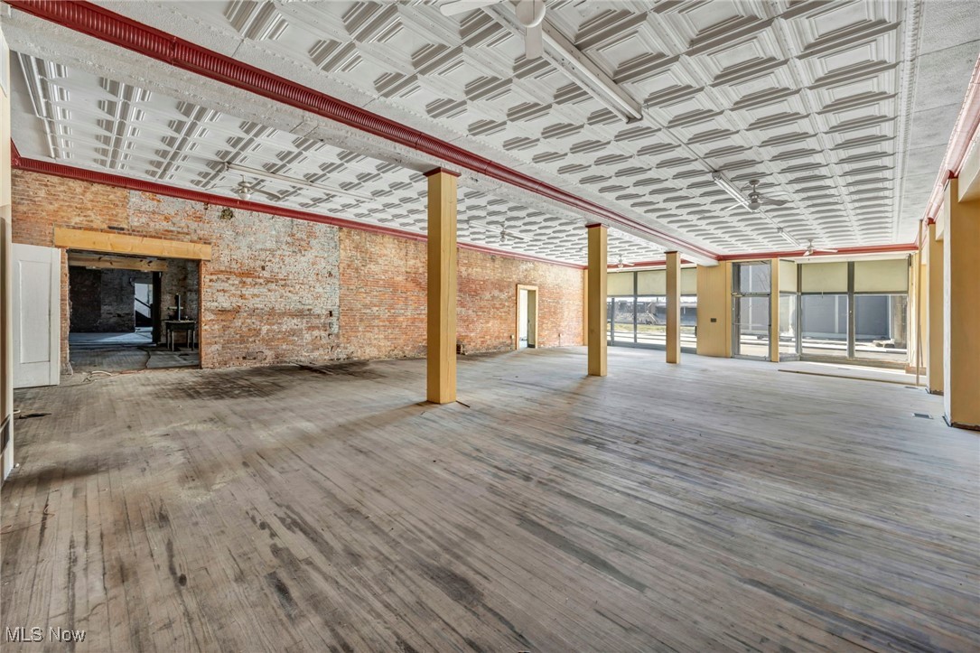 120-130 Erie Street S Massillon OH 44646