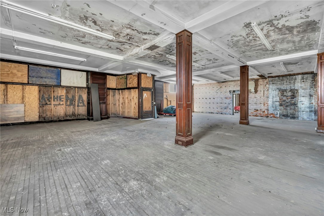 120-130 Erie Street S Massillon OH 44646