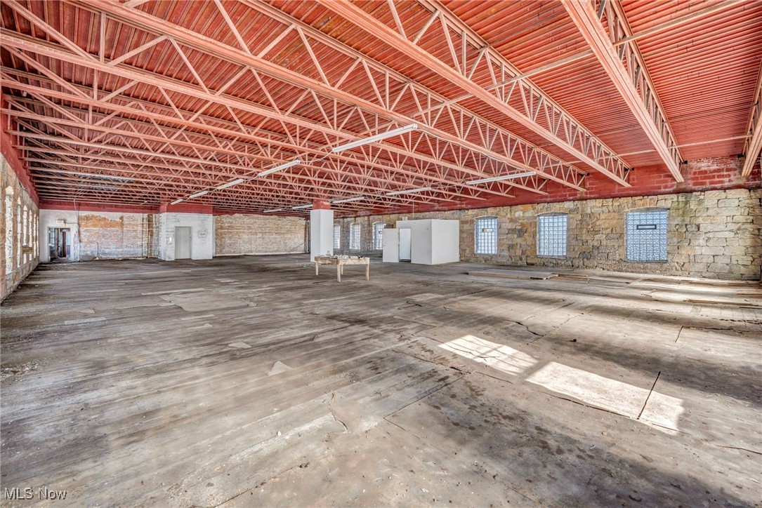 120-130 Erie Street S Massillon OH 44646