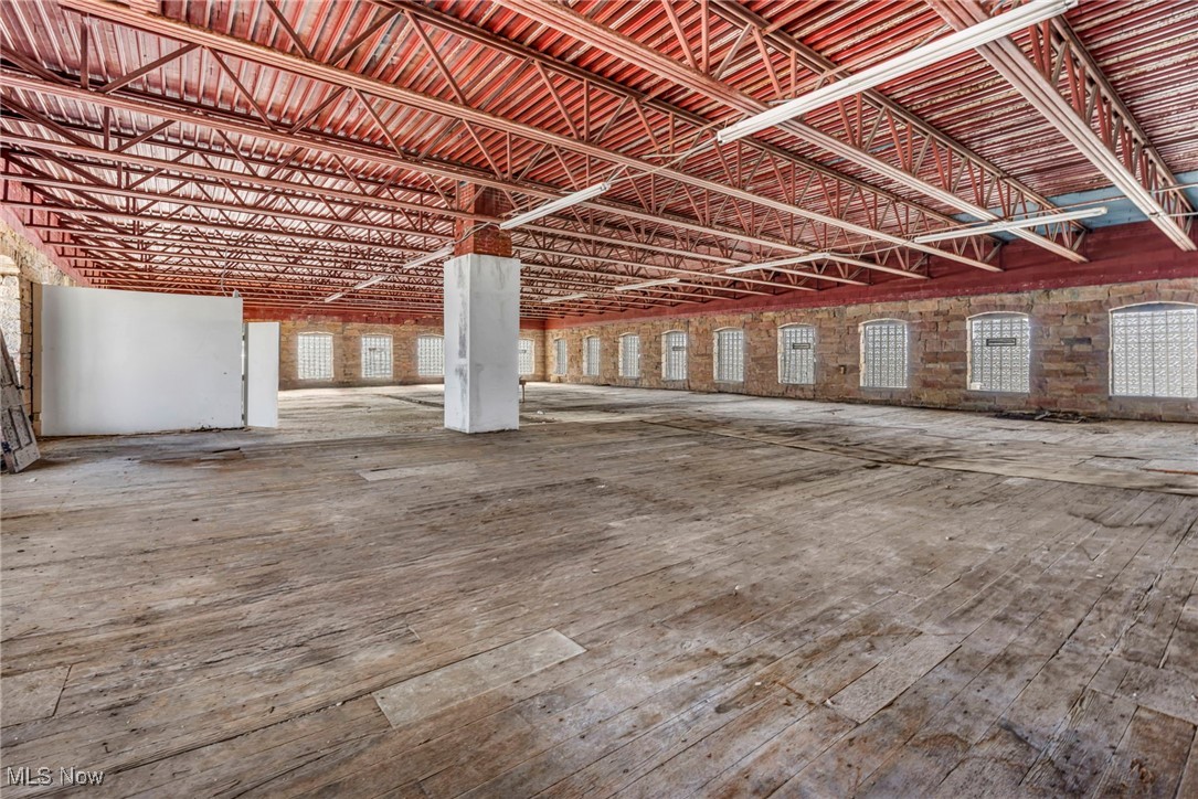 120-130 Erie Street S Massillon OH 44646