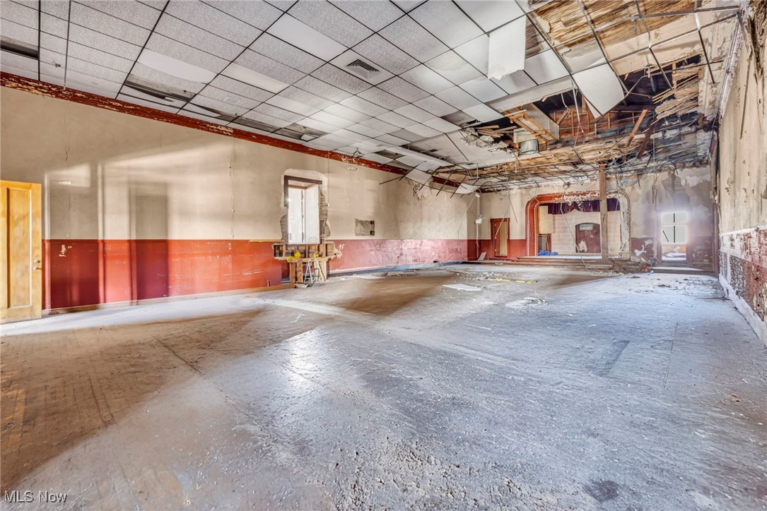 120-130 Erie Street S Massillon OH 44646