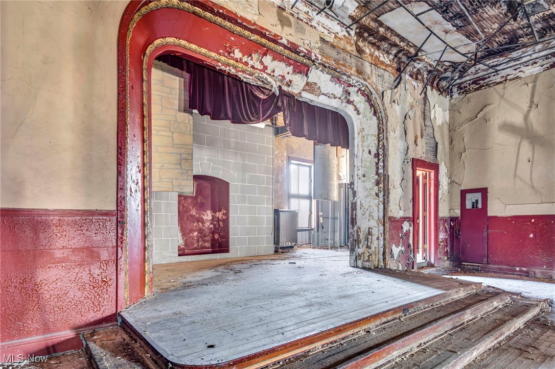 120-130 Erie Street S Massillon OH 44646