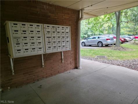 143 Durling Drive Wadsworth OH 44281