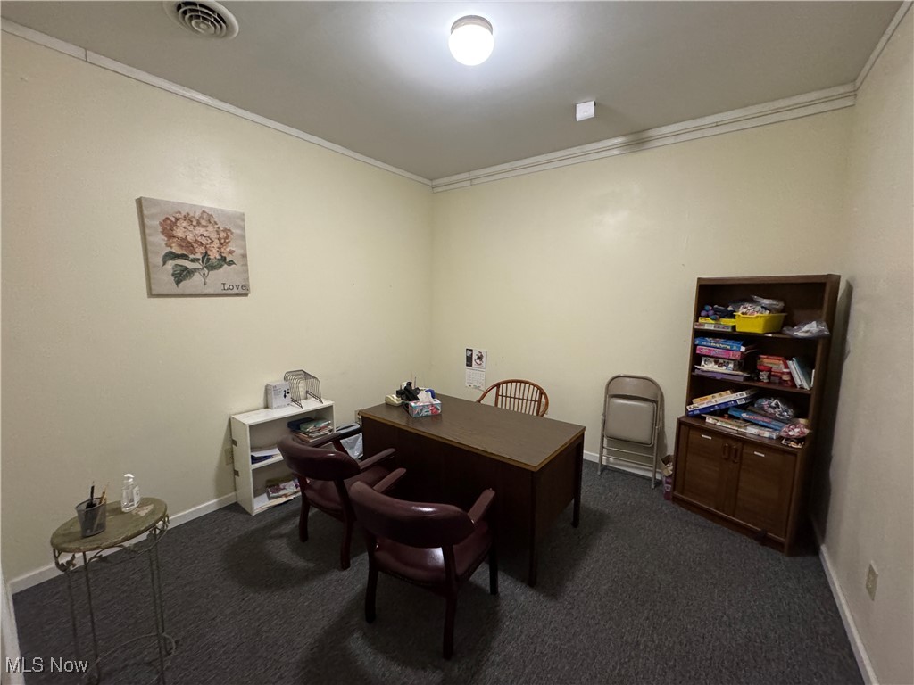 152 E Main Street Barnesville OH 43713