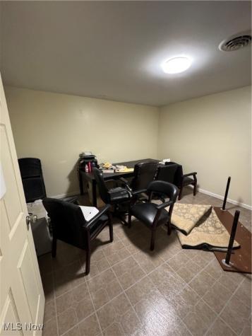 152 E Main Street Barnesville OH 43713