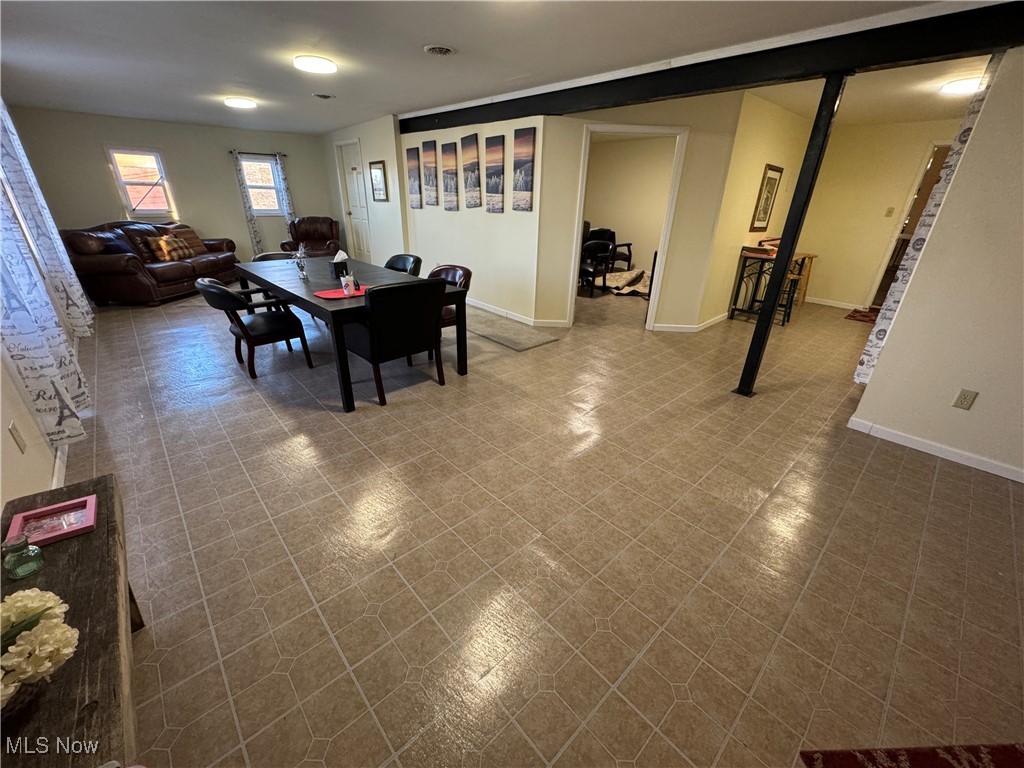 152 E Main Street Barnesville OH 43713