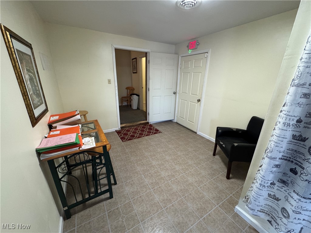 152 E Main Street Barnesville OH 43713