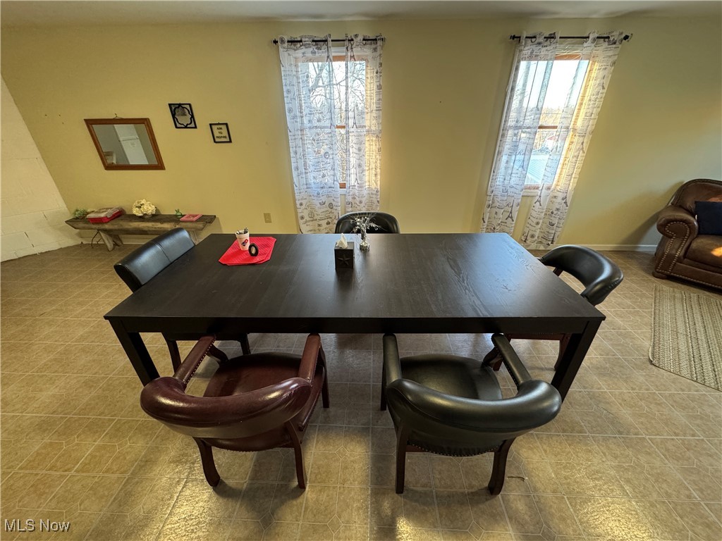 152 E Main Street Barnesville OH 43713