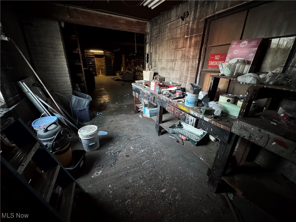 152 E Main Street Barnesville OH 43713