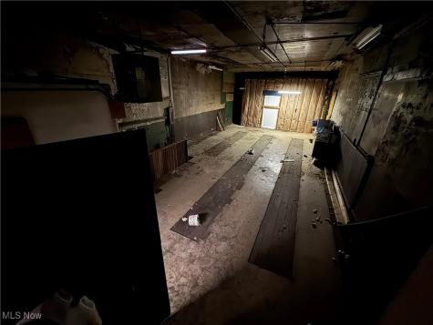 152 E Main Street Barnesville OH 43713