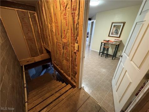 152 E Main Street Barnesville OH 43713