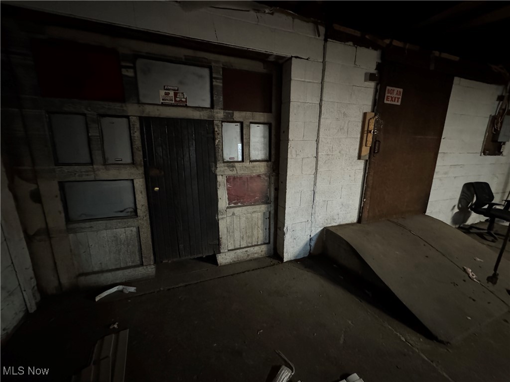 152 E Main Street Barnesville OH 43713