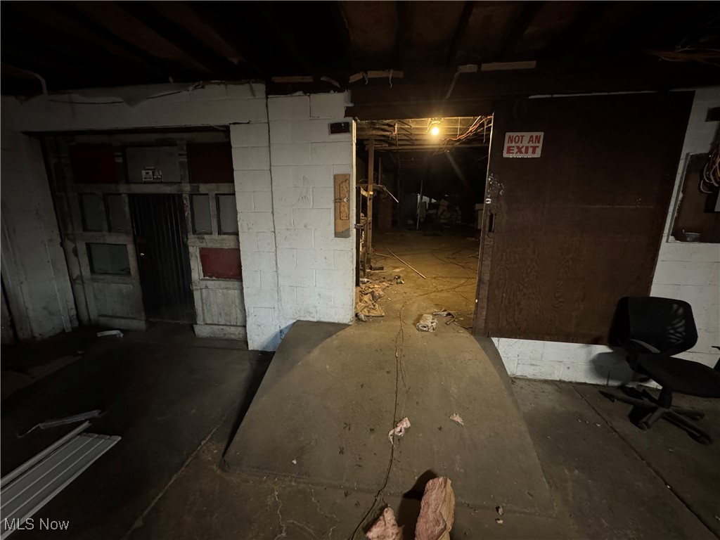 152 E Main Street Barnesville OH 43713