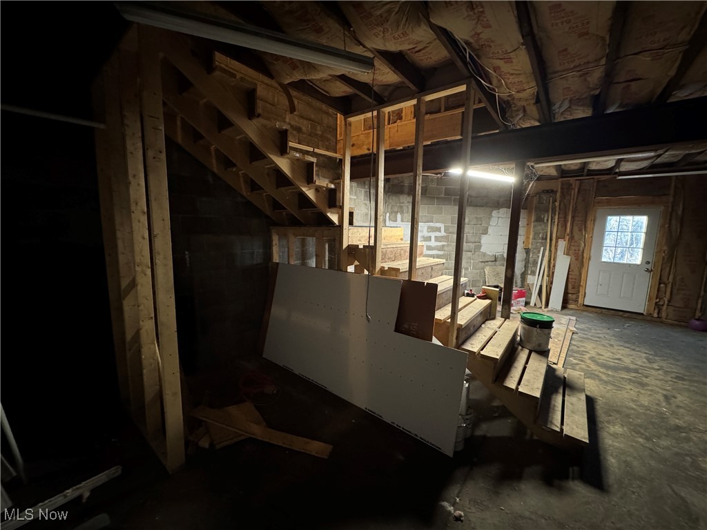 152 E Main Street Barnesville OH 43713