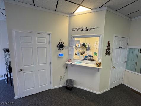 152 E Main Street Barnesville OH 43713