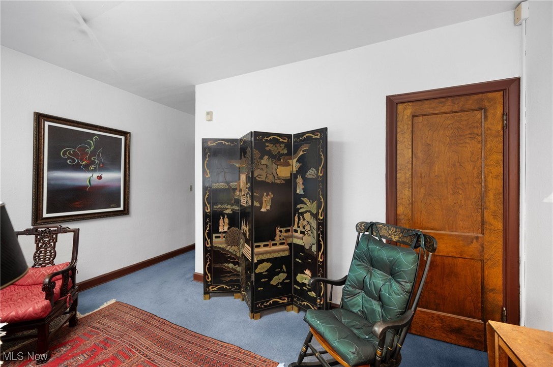 16903 Fischer Road Cleveland OH 44107