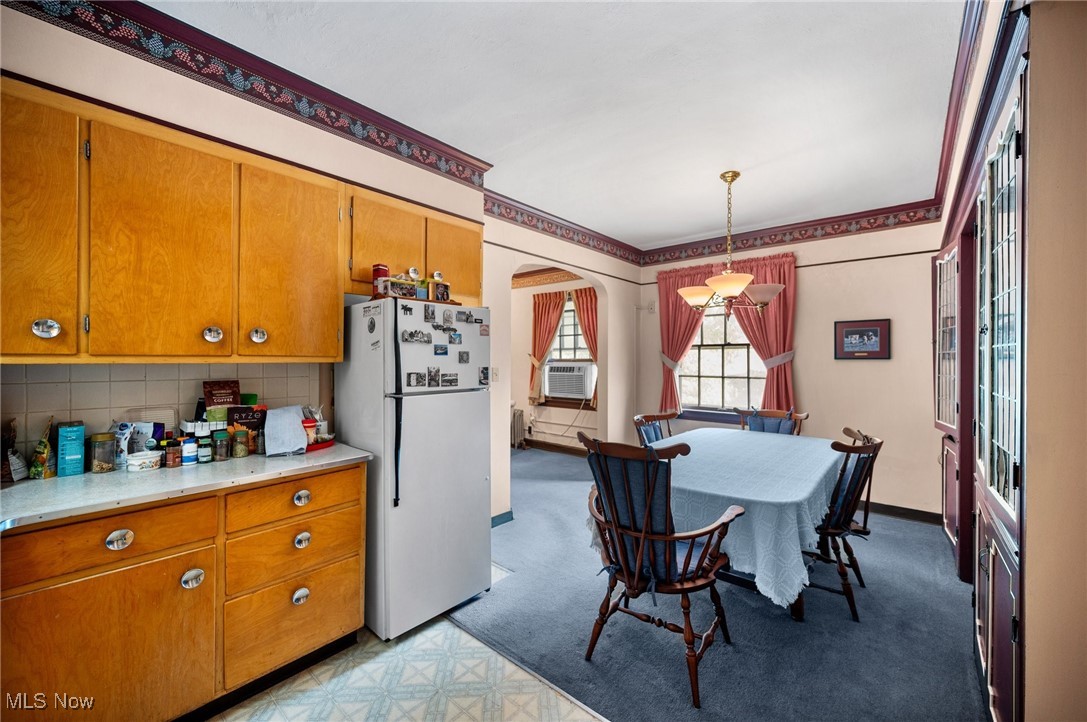 16903 Fischer Road Cleveland OH 44107