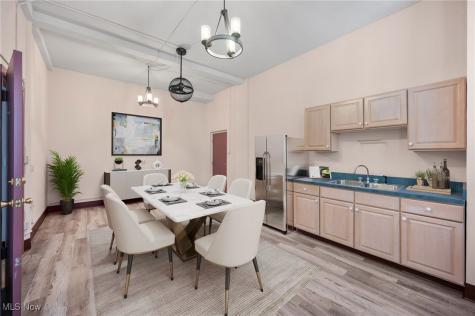 16903 Fischer Road Cleveland OH 44107