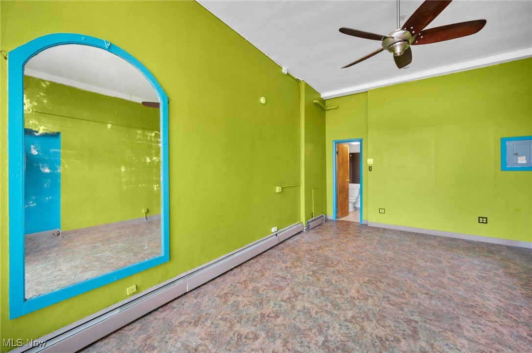 16903 Fischer Road Cleveland OH 44107