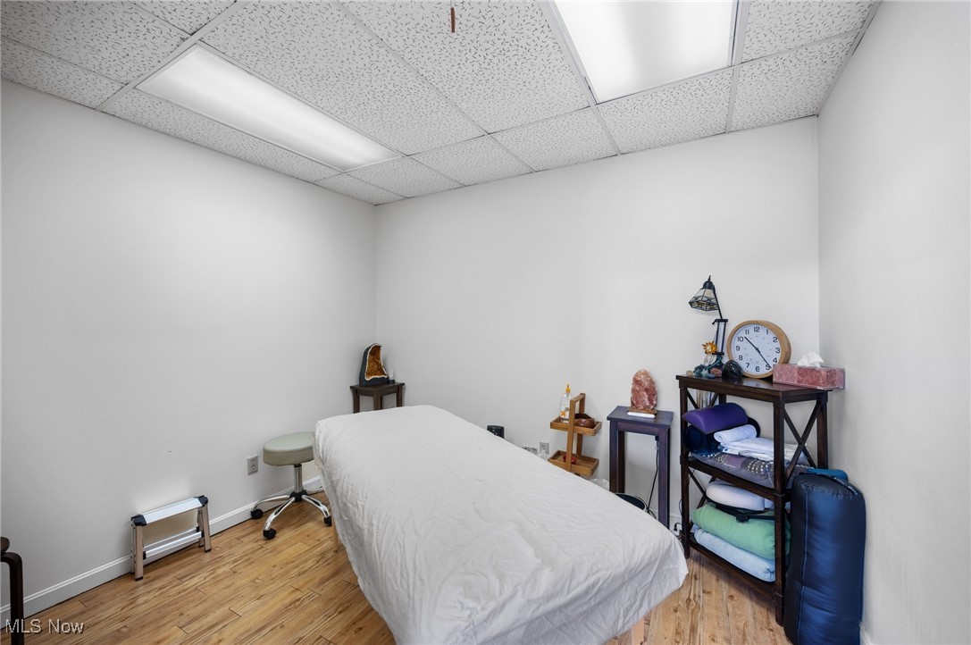 16903 Fischer Road Cleveland OH 44107