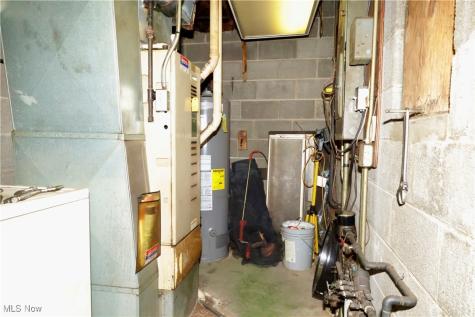 967 G Street Lorain OH 44052