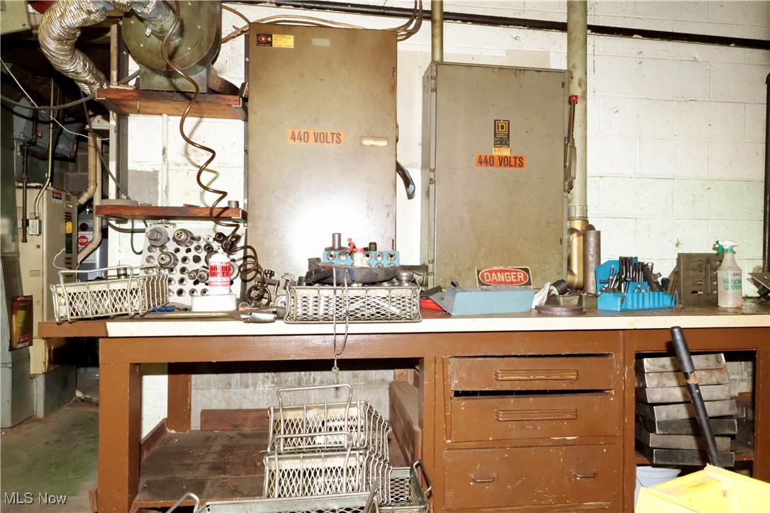 967 G Street Lorain OH 44052