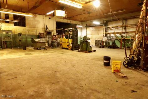 967 G Street Lorain OH 44052