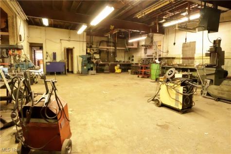 967 G Street Lorain OH 44052