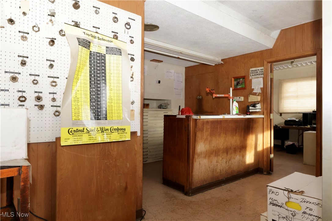 967 G Street Lorain OH 44052