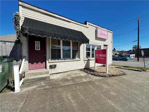 654 S Zane Highway Martins Ferry OH 43935