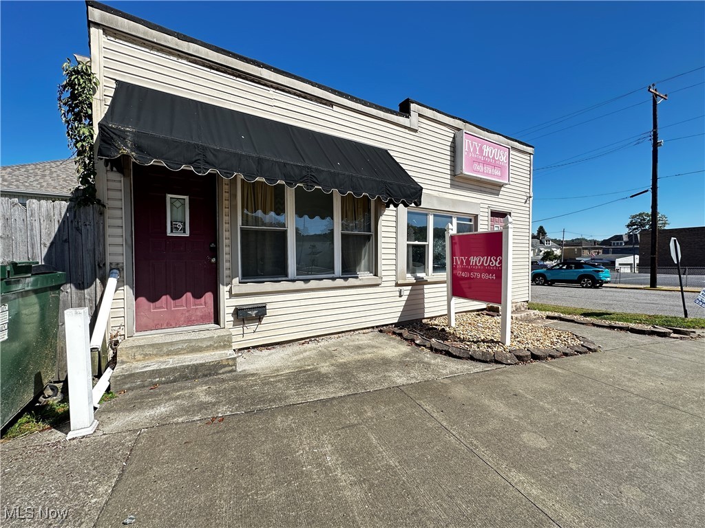 654 S Zane Highway Martins Ferry OH 43935