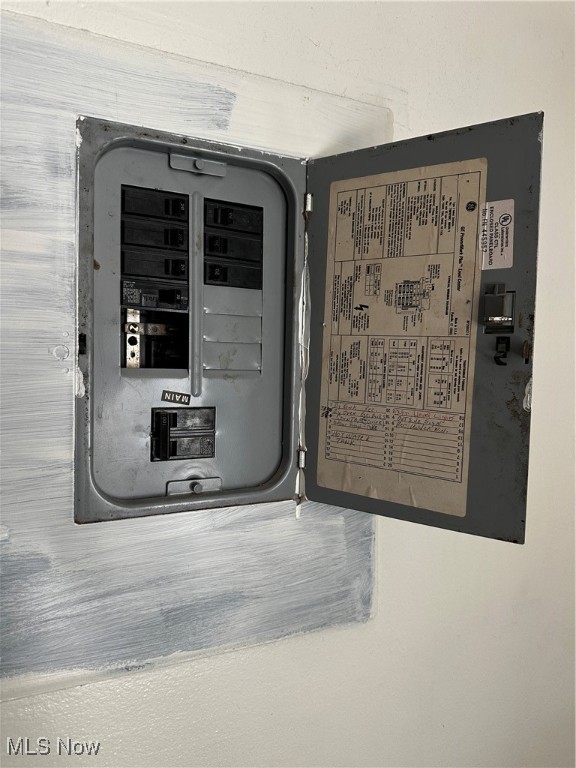 654 S Zane Highway Martins Ferry OH 43935