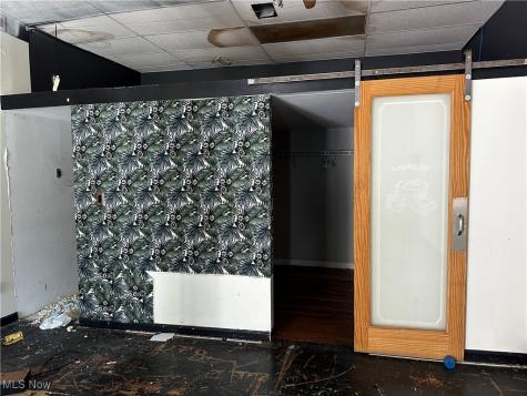 654 S Zane Highway Martins Ferry OH 43935