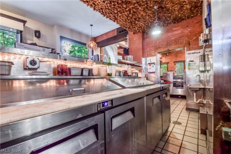 38257 Glenn Avenue Willoughby OH 44094