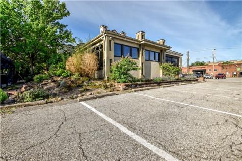 38257 Glenn Avenue Willoughby OH 44094