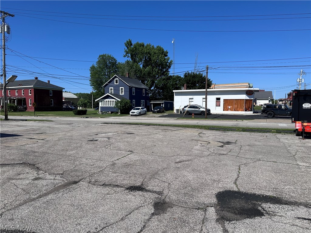 201 W Main Street Geneva OH 44041