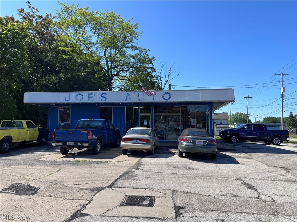 201 W Main Street Geneva OH 44041