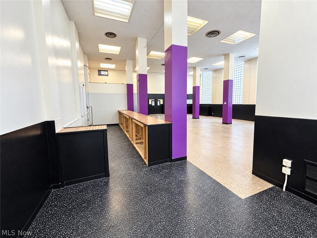523 W Tuscarawas Avenue Barberton OH 44203