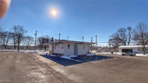 2036 East Avenue Akron OH 44314