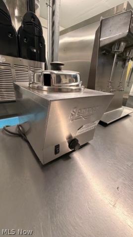 2036 East Avenue Akron OH 44314