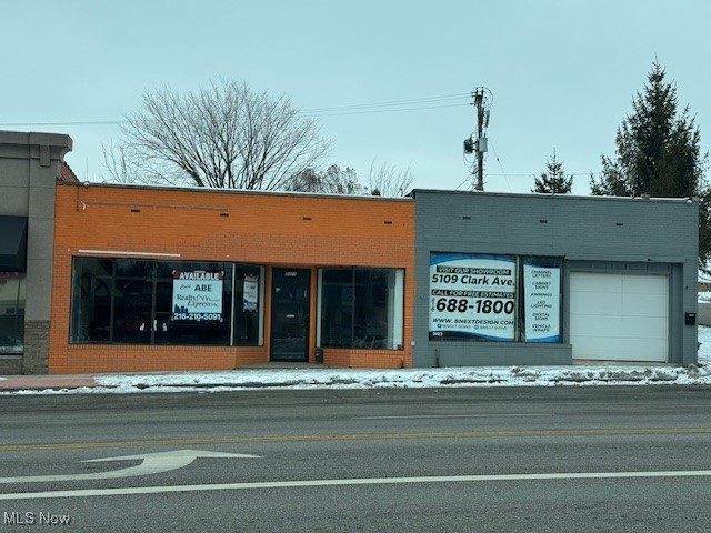 5421 Pearl Road Parma OH 44129