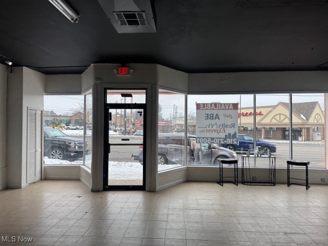 5421 Pearl Road Parma OH 44129